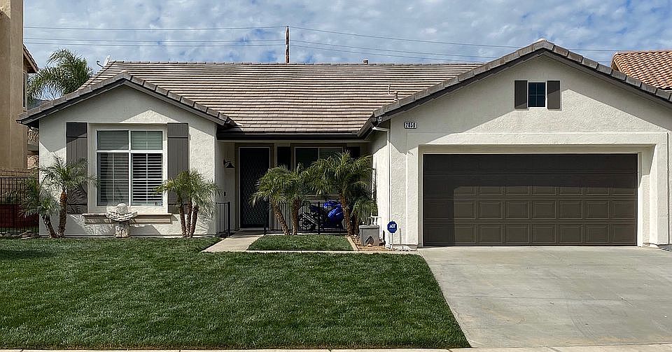 1st image of 2850 Singing Wood Dr