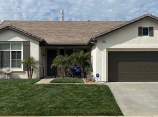 2850 Singing Wood Dr, Corona, CA 92882