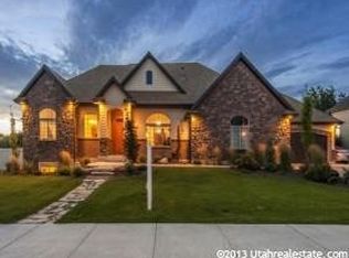 909 E Fence Post Rd, Fruit Heights, UT 84037