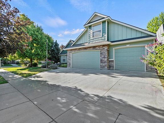 4th image of 2097 W Ditch Creek Dr
