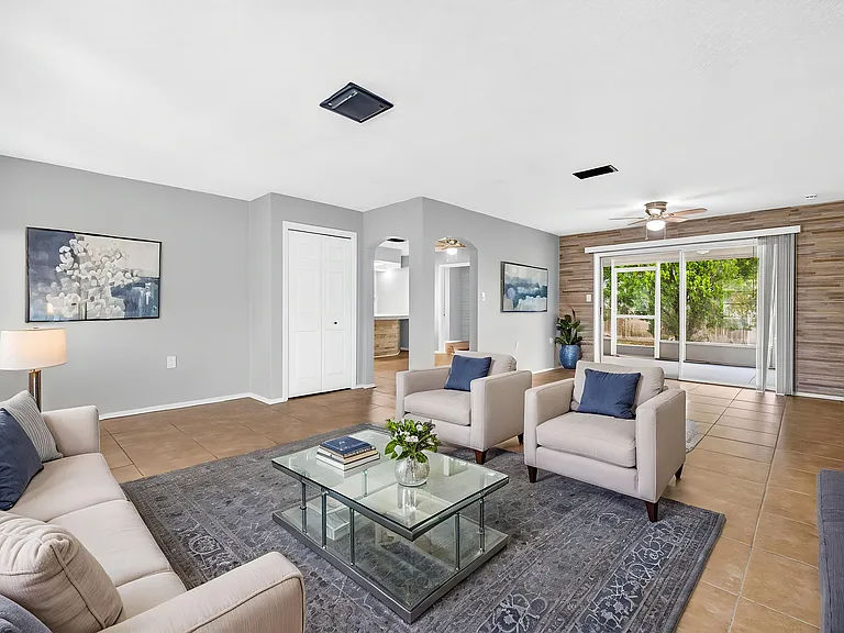 8053 Colrain Dr — Photo 2