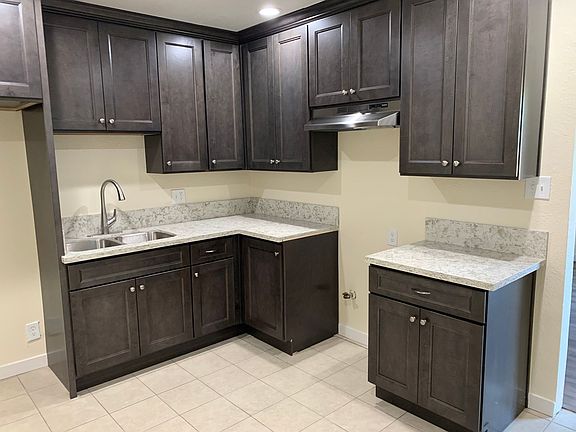 5th image of 846-848 1/2 W Sepulveda St #846