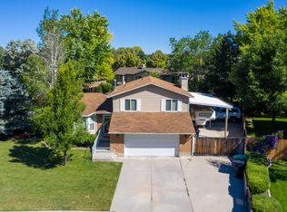 788 W Clover Meadow Dr, Murray, UT 84123