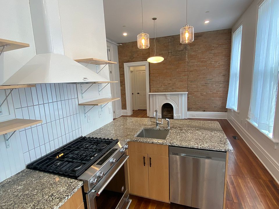 1st image of 1035 Dayton St #1