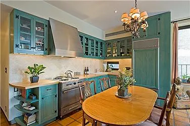 Sold by Isaacs Ganz Real Estate