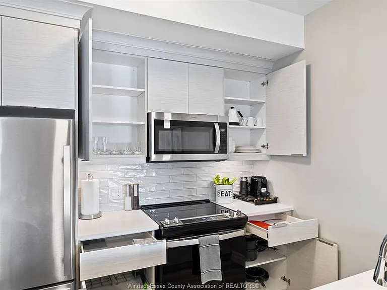 728 Brownstone Dr #407 — Photo 9