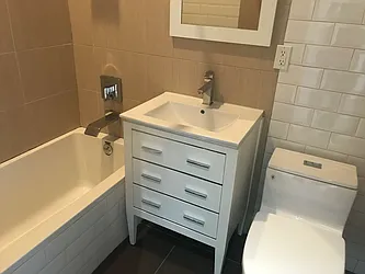 Rented by Lucky Apt Inc