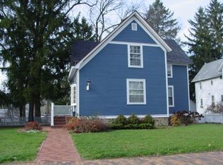 13 N Wright St, Naperville, IL 60540