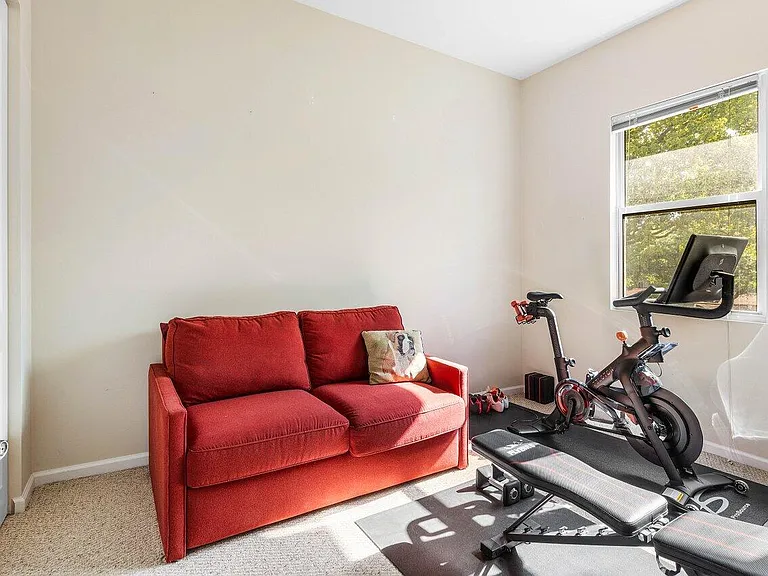 1875 Highland Grove Dr — Photo 20