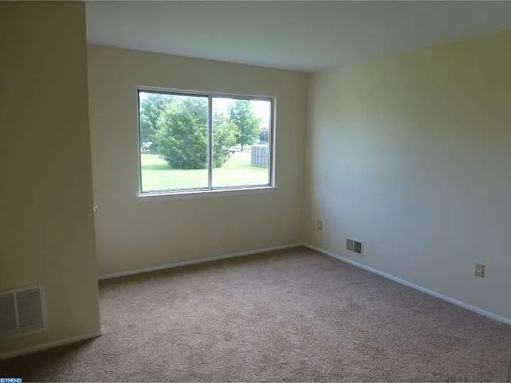 914 Woodchip Rd — Photo 11