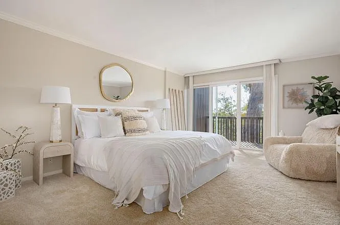 2727 Miradero Dr #302 — Photo 1