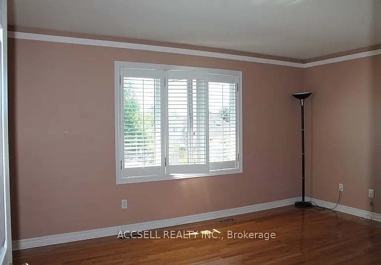 62 Moraine Walk — Photo 12