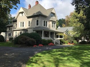 221 Franklin Tpke, Allendale, NJ 07401