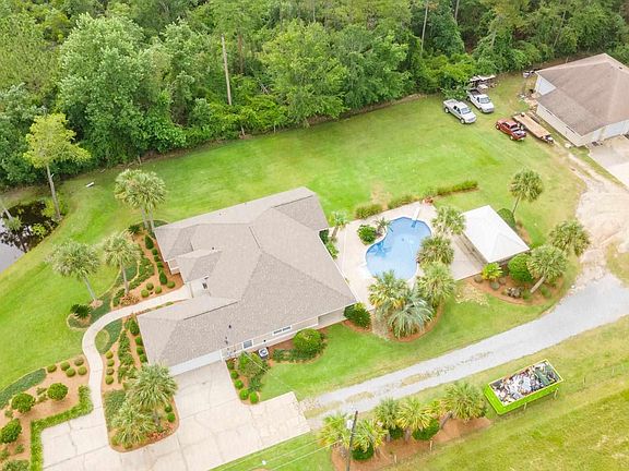 4th image of 1451 Country Hills Dr