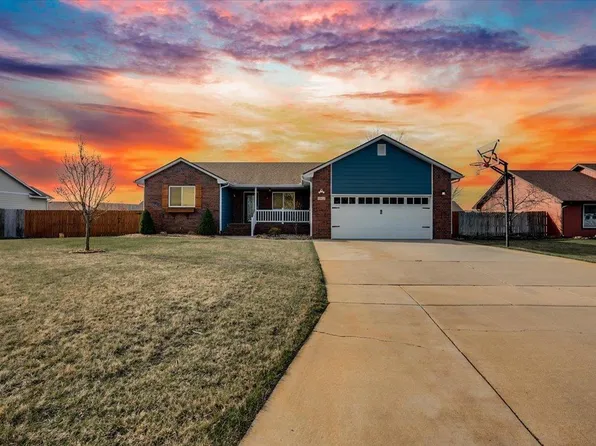 1811 E 26th Ave, Hutchinson, KS 67502