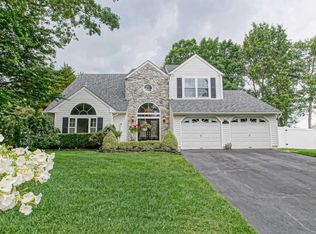 169 Old Orchard Rd, Toms River, NJ 08755