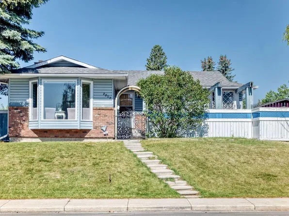 2203 65th St NE, Calgary, AB T1Y 1N5