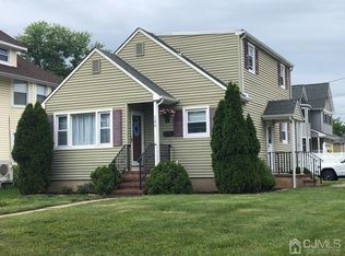 145 Chestnut St, Middlesex, NJ 08846