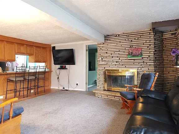 2nd image of 1009 Bertchwood St