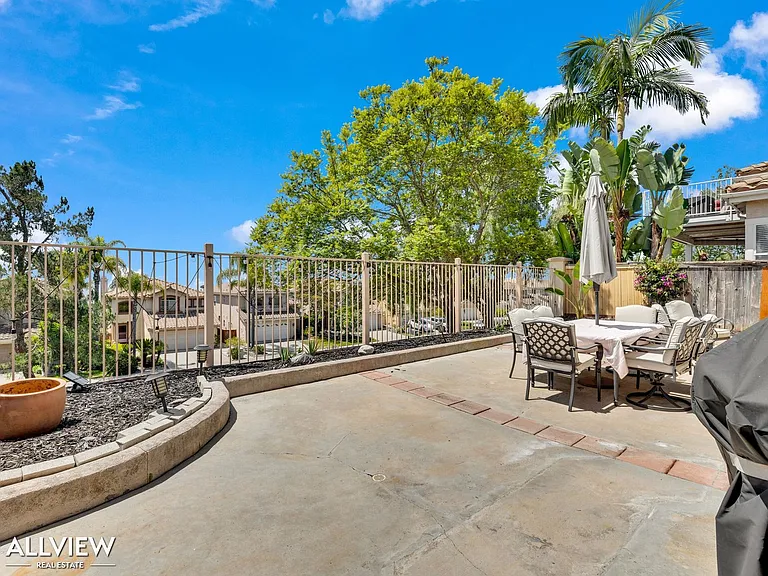 2385 Country View Gln — Photo 55
