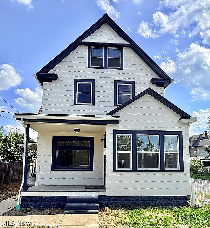 5 bed, 1766 sqft, $1,800 — Photo 1