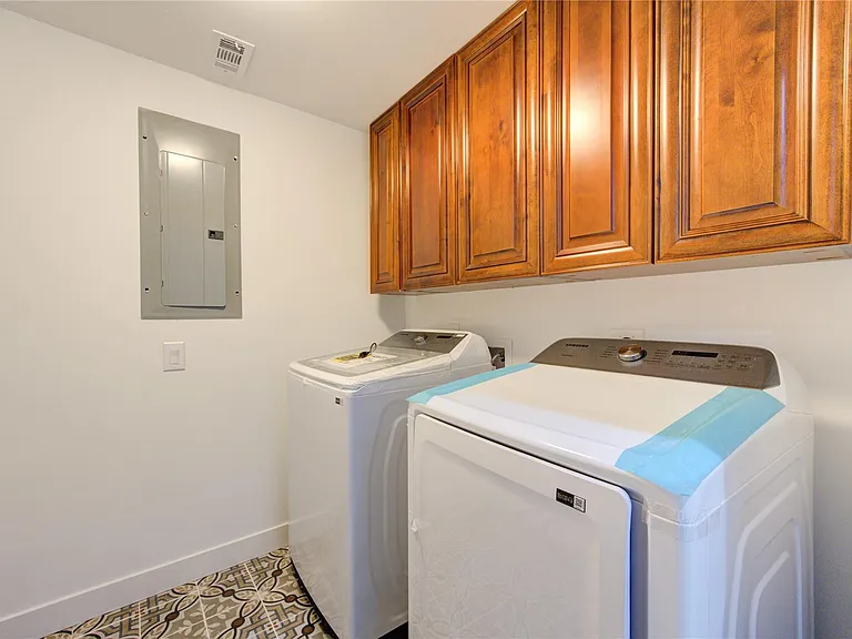 21201 Scissor Tail Ln — Photo 44