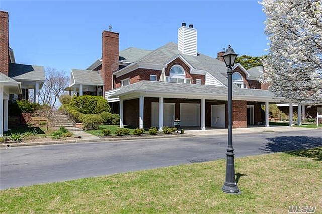 1st image of 5 Deepwoods Ct