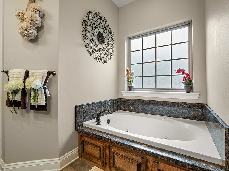 105 Small Oaks Rd — Photo 12