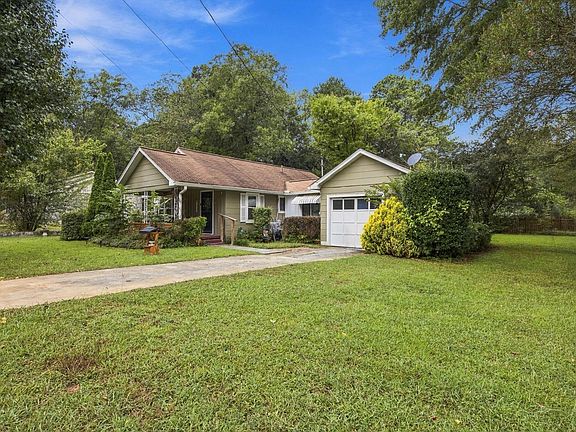 2nd image of 808 S Chattanooga St