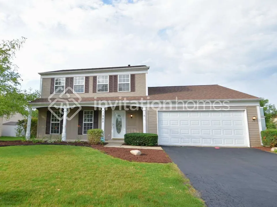 1985 College Green Dr