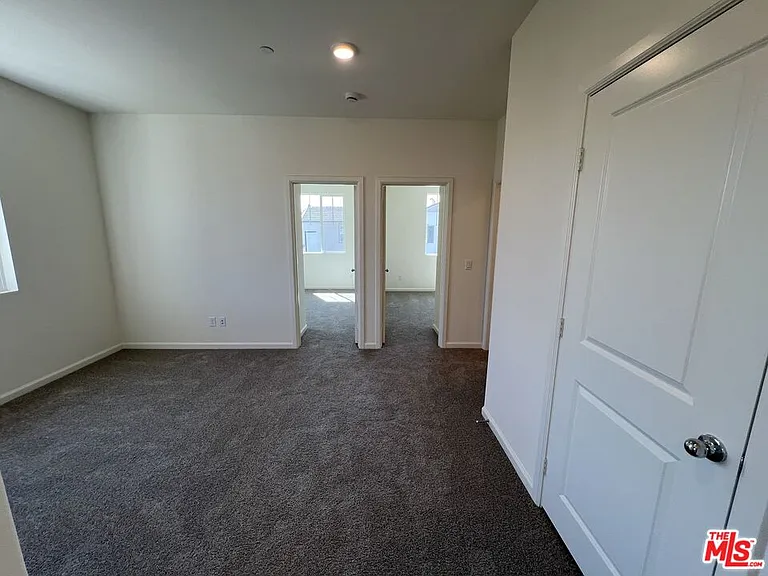 25198 Harmony Ave — Photo 14