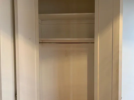 Rented by Brooklyn Group | media 10