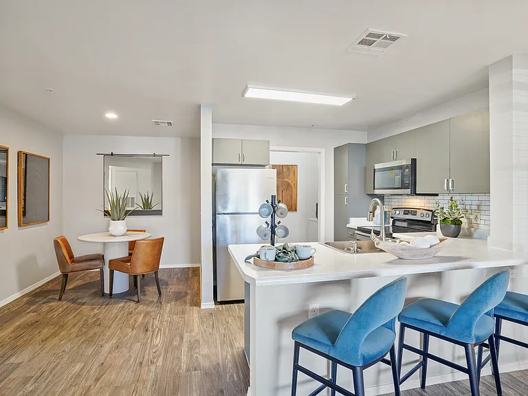 Sonoran Reserve Apartments — Photo 24