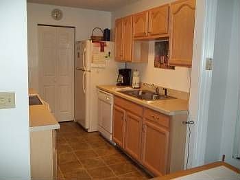 3rd image of 101 Bent Tree Dr APT 83