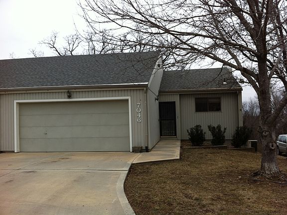 7046 N Askew Ave - Front