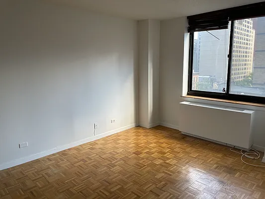 Rented by JSG Realty Corp | media 12