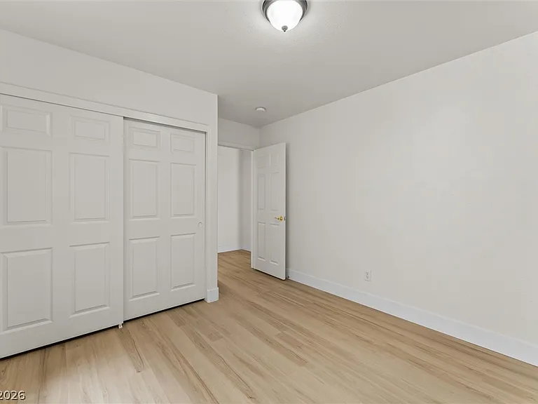 7660 Hope Valley St — Photo 9
