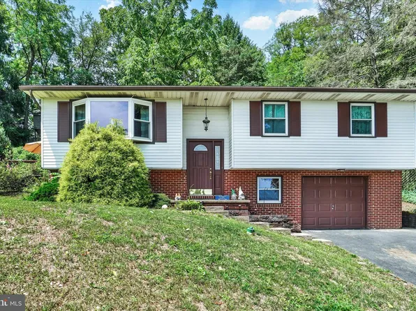 3393 Days Mill Rd, York, PA 17408