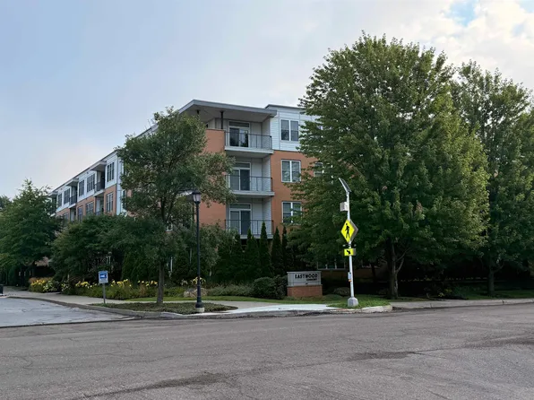 410 Farrell Street #317, South Burlington, VT 05403
