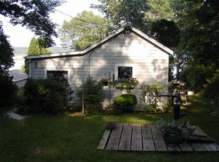 390 River Rd, Westport, MA 02790