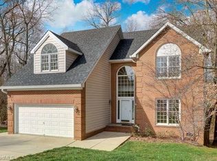 6416 Wellstone Ct, Greensboro, NC 27410