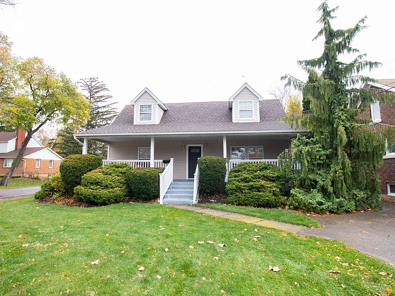 416 Niagara St — Photo 26