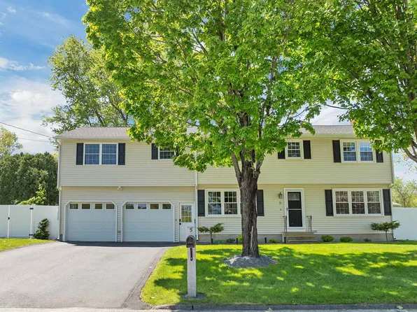 5 Rhode Island Avenue, Nashua, NH 03060