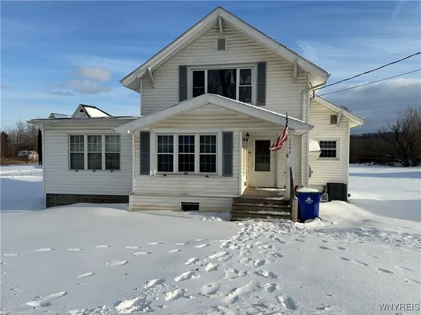 2390 Ridge Rd, Ransomville, NY 14131