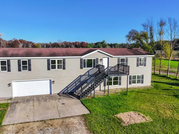 N5886 County Road K, Wild Rose, WI 54984