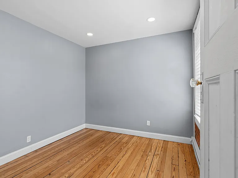 296 Main St #7 — Photo 2