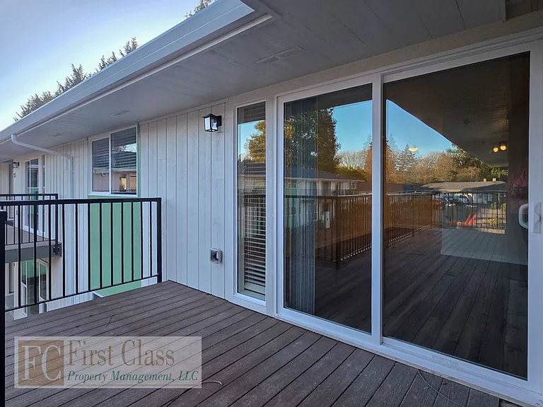 Westview Terrace — Photo 57