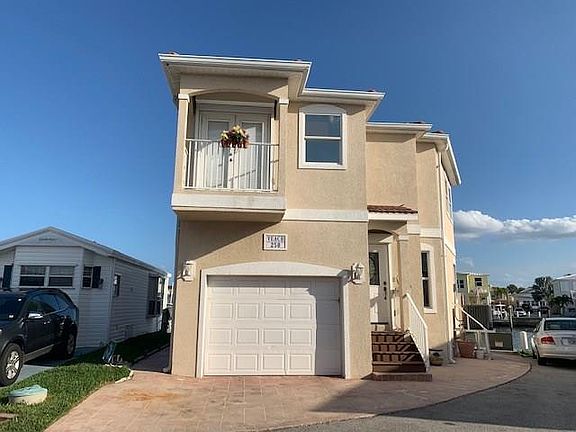4th image of 258 Nettles Blvd