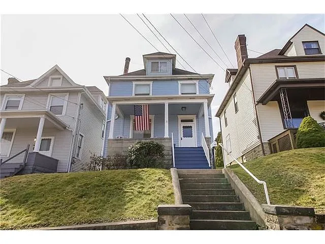 305 W Berkeley St photo 1