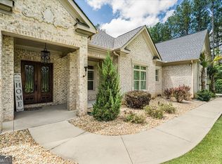115 Browning Ct, Fayetteville, GA 30214